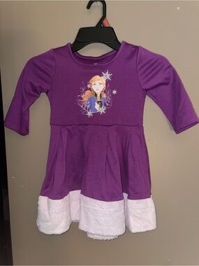 Frozen II Purple Girls' Anna Graphic Dress with White Faux Fur Trim Sz 4/5 XS